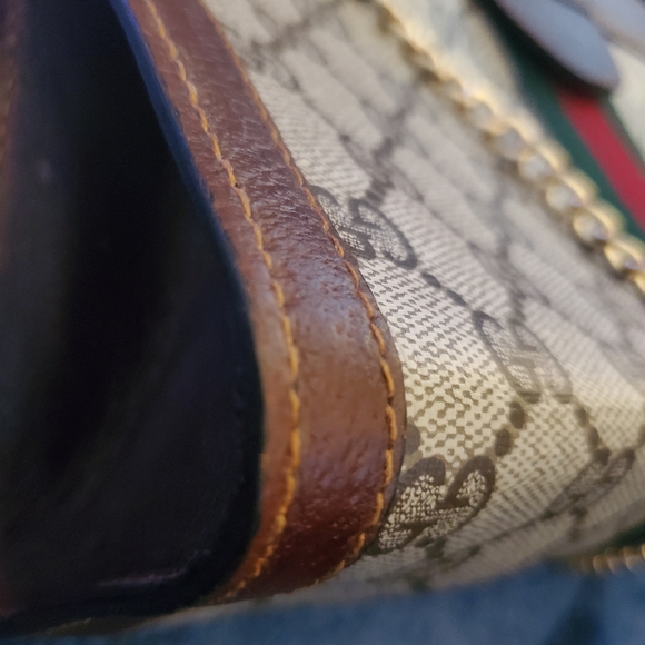 ****Sold ****Sherry Line Gucci Handbag - Picture 9 of 11